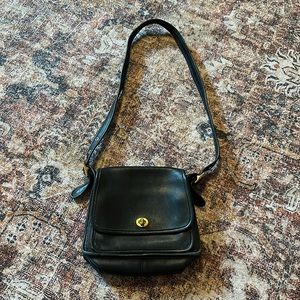 Vintage Coach Rambler Legacy black leather purse